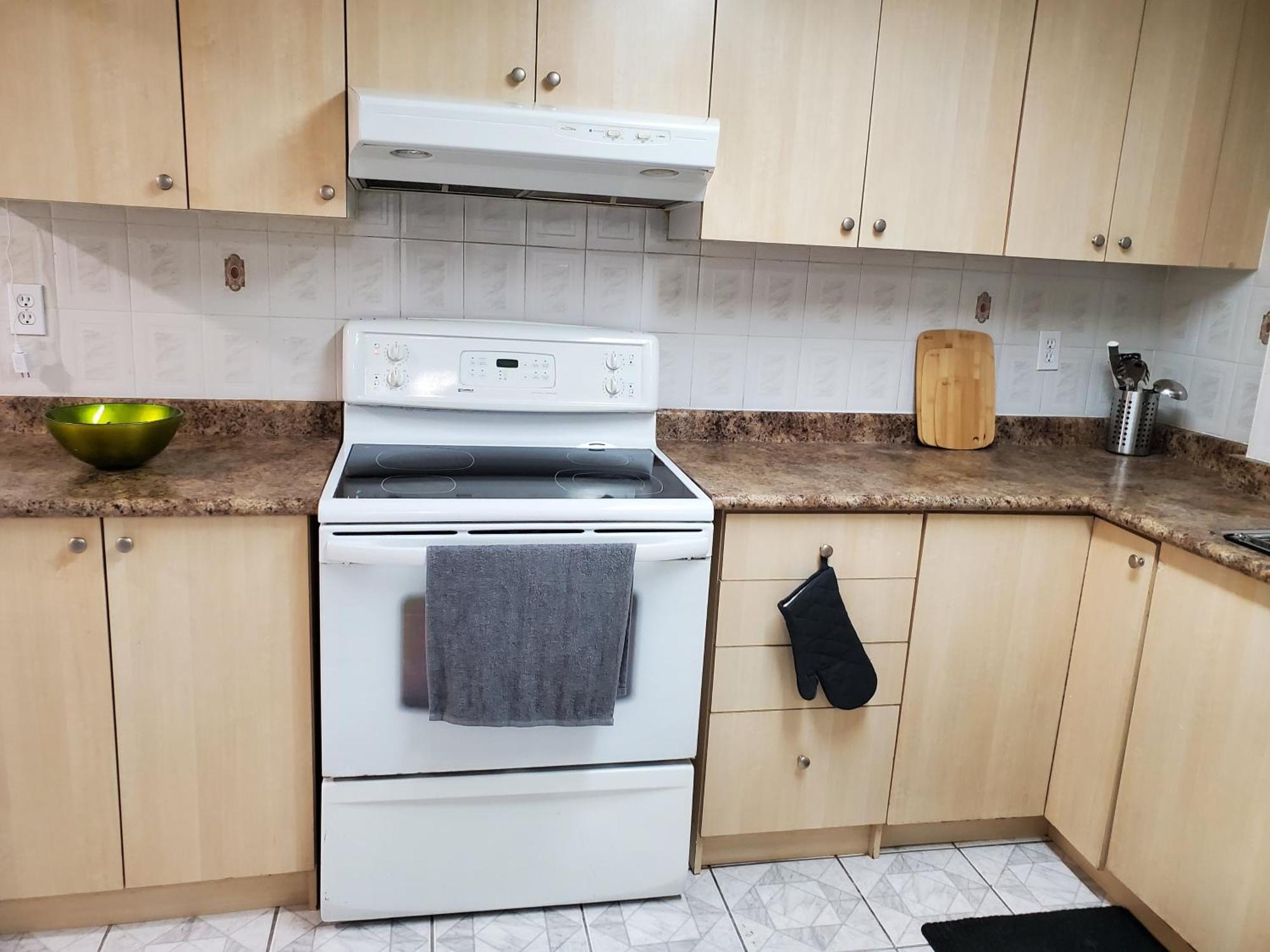Home Stay Near The Airport Mississauga Exterior photo